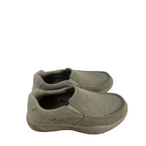 Skechers men’s‎ 9.5 relaxed fit memory foam taupe sn#16941 nwot